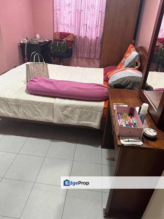 Ampang Taman Seri Raya End Lot 2sty Terrace Extended Taman Putra Ampang Jaya, Selangor, Ampang