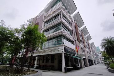 Laman Seri Business Park