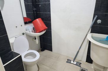 D'Piazza Condominium