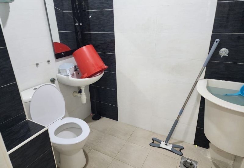 D'Piazza Condominium