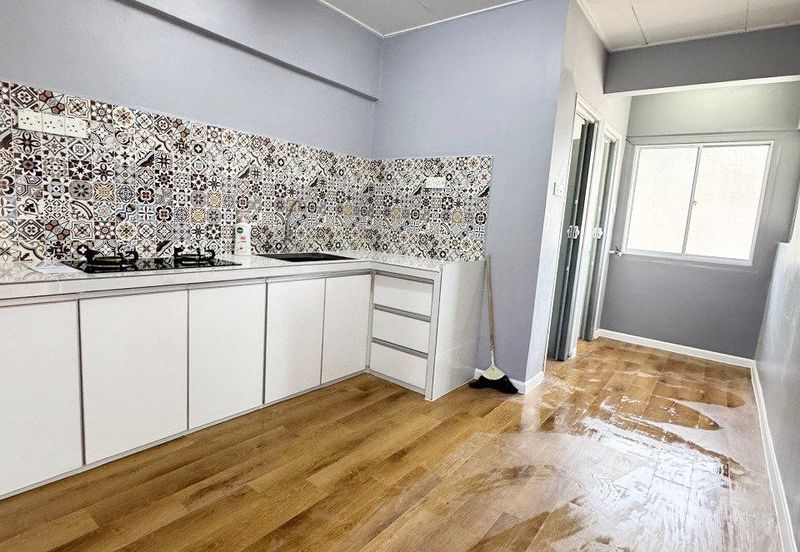 Desaria Sri Merpati Flat