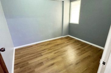 Desaria Sri Merpati Flat