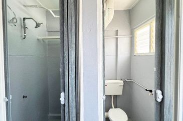 Desaria Sri Merpati Flat