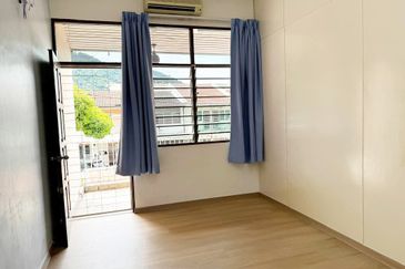 2STOREY TERRACE Medan Goh Guan Ho Ayer Itam 