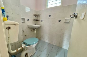 SRI CEMPAKA APARTMENT Bandar Puchong Jaya 