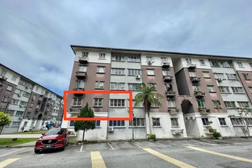 SRI CEMPAKA APARTMENT Bandar Puchong Jaya 