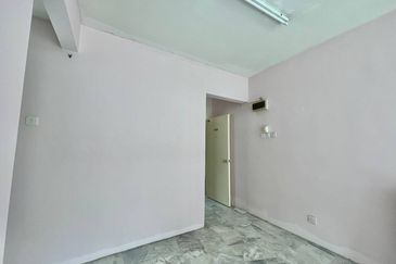 SRI CEMPAKA APARTMENT Bandar Puchong Jaya 