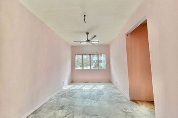 SRI CEMPAKA APARTMENT Bandar Puchong Jaya 