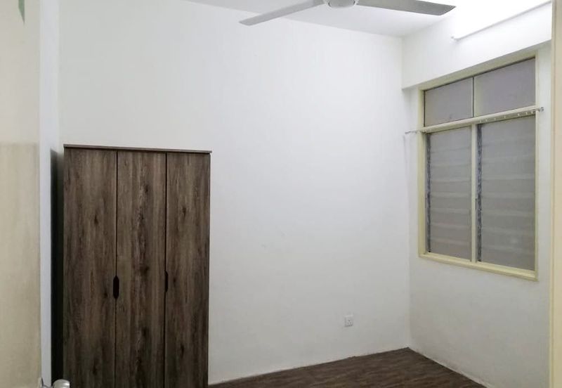 Pangsapuri Prestij 3 Balik pulau