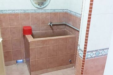 TERRACE KAMPUNG  Jalan Permatang Buloh Penang