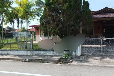 TERRACE KAMPUNG  Jalan Permatang Buloh Penang