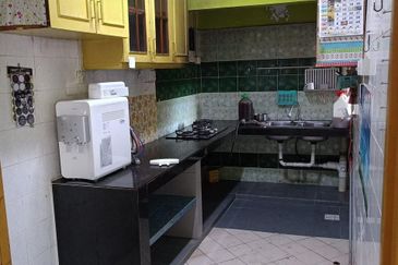 Seri Tanjung Apartment (Rose Court)