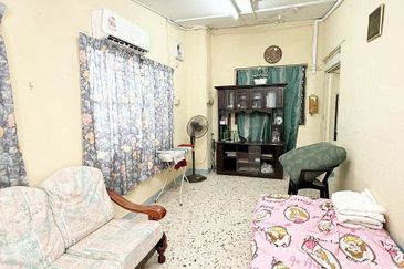 Double STY Cluster house Bayan Baru Penang 