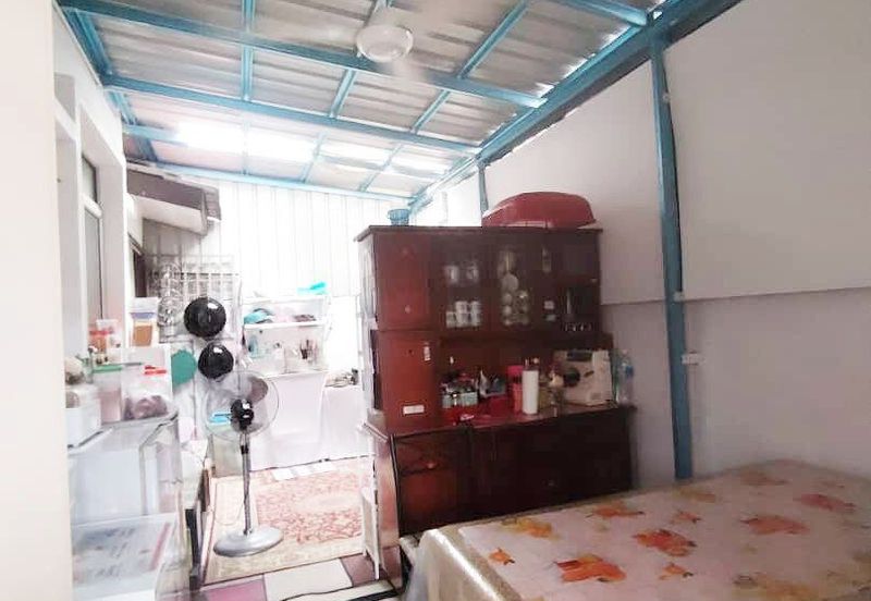 CLUSTER UNIT. PUNCAK ALAM SELANGOR 