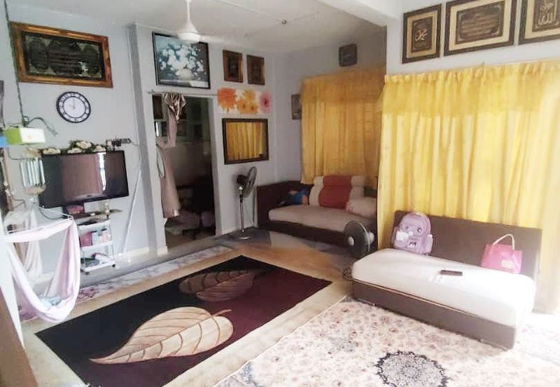 CLUSTER UNIT. PUNCAK ALAM SELANGOR 