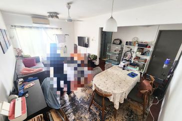 Pangsapuri Kristal (Crystal Tower), Taman Bukit Indah