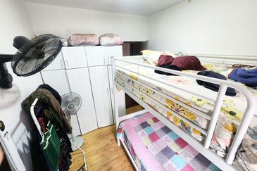 Pangsapuri Kristal (Crystal Tower), Taman Bukit Indah