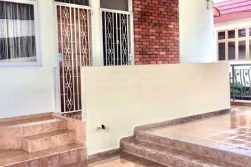 SEMI D JALAN KELAWAI GEORGETOWN