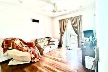 Dedaun, Bandar Cassia