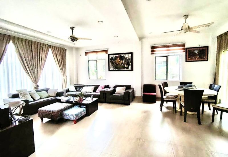 Dedaun, Bandar Cassia