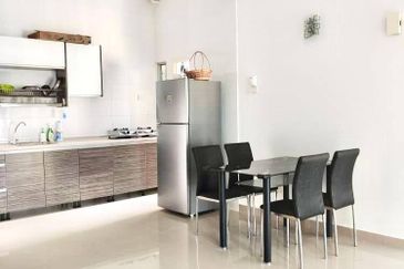 Boulevard Condominium