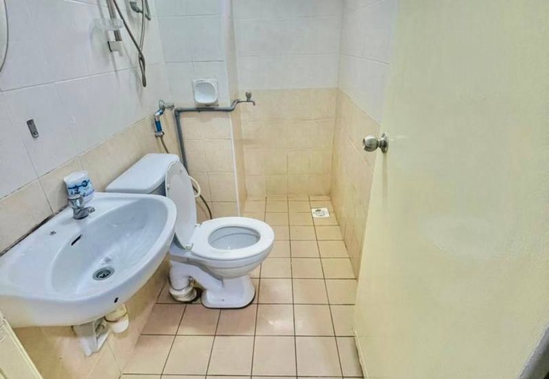 Putra Villa Kondominium