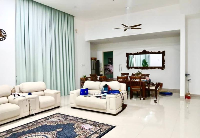 Broadleaf Residences, Hometree