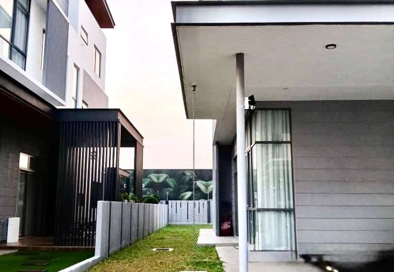 Broadleaf Residences, Hometree