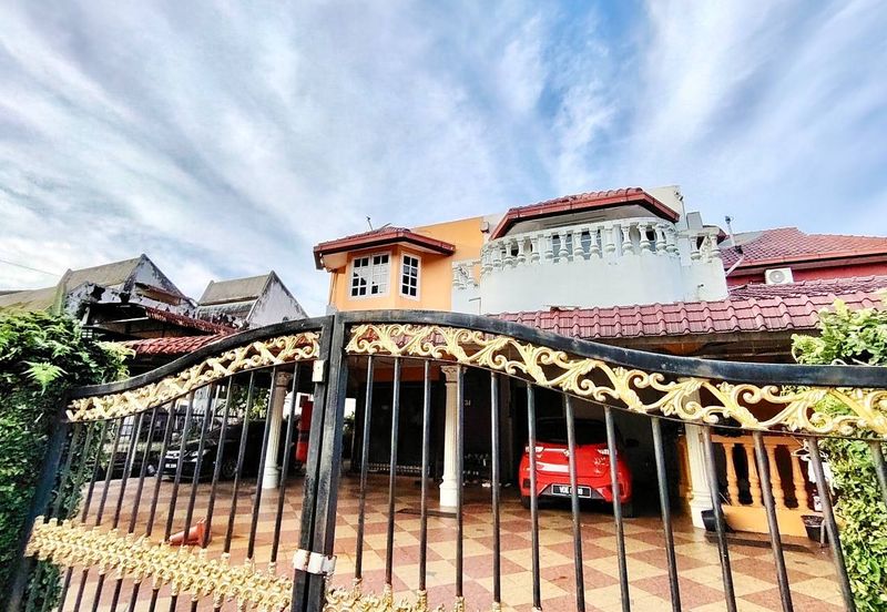 CORNER LOT BUNGALOW SHAH ALAM SELANGOR 