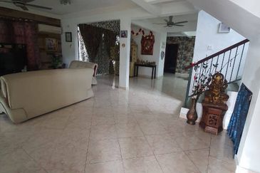 Taman Tasik Semenyih (Lake Residence)