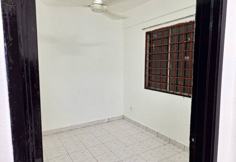 Idaman Sutera Condominium