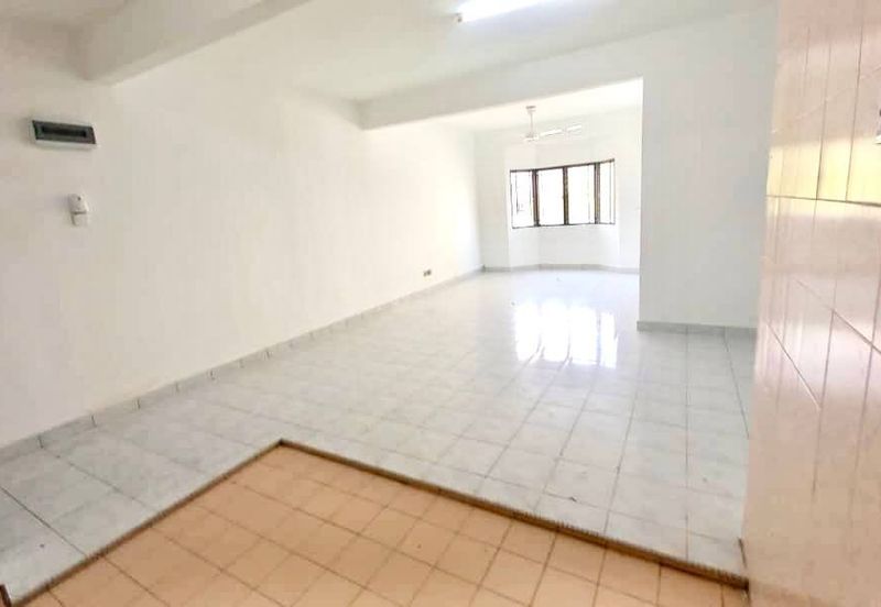 Pangsapuri Mutiara Subang