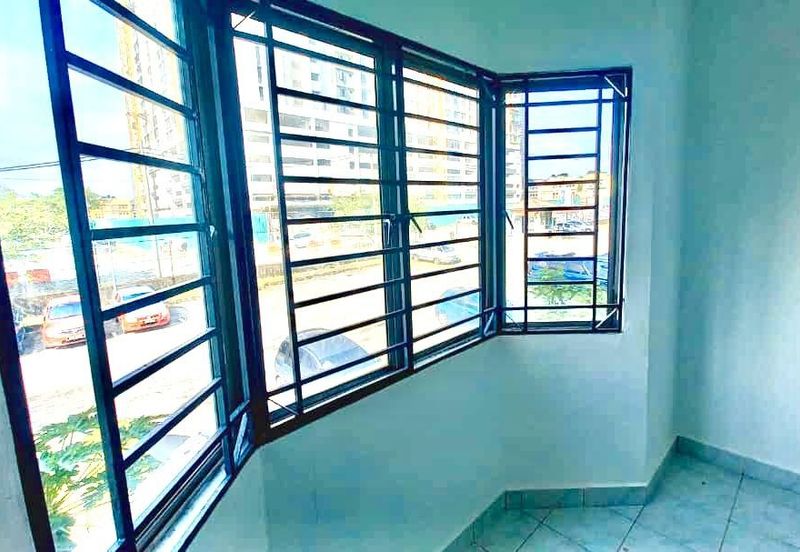 Pangsapuri Mutiara Subang