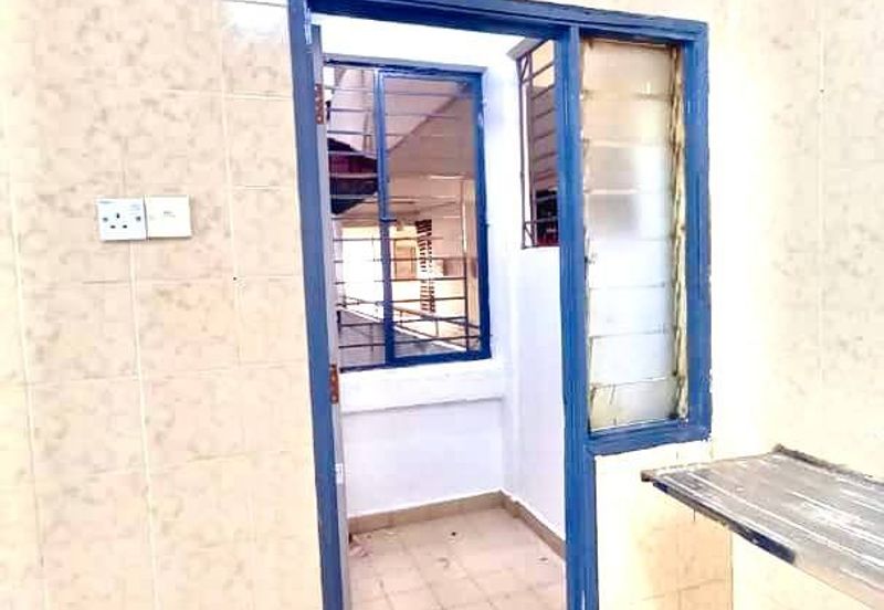 Pangsapuri Mutiara Subang