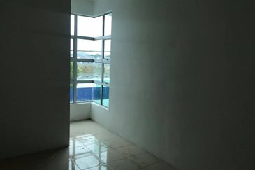 TOWNHOUSE AT SERI ISKANDAR PERAK 