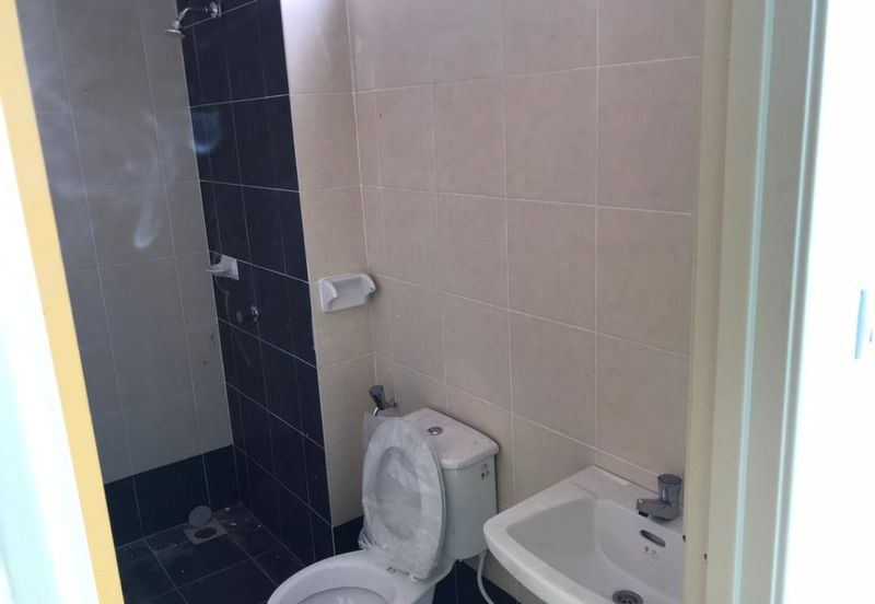 TOWNHOUSE AT SERI ISKANDAR PERAK 