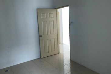 TOWNHOUSE AT SERI ISKANDAR PERAK 