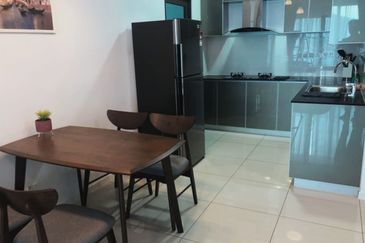 Queens Residences Q2