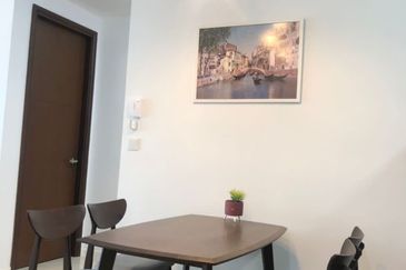 Queens Residences Q2