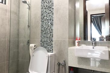 Queens Residences Q2