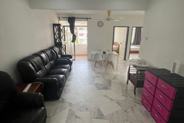 Apartment Daisy, Taman Subang Perdana