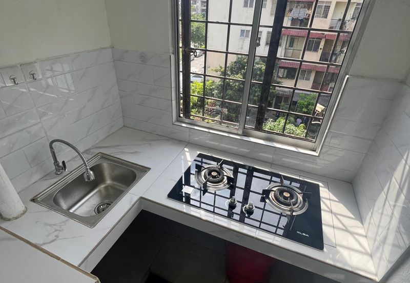 Apartment Daisy, Taman Subang Perdana