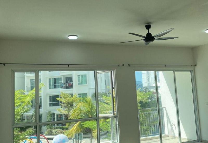 Summerton Condominium