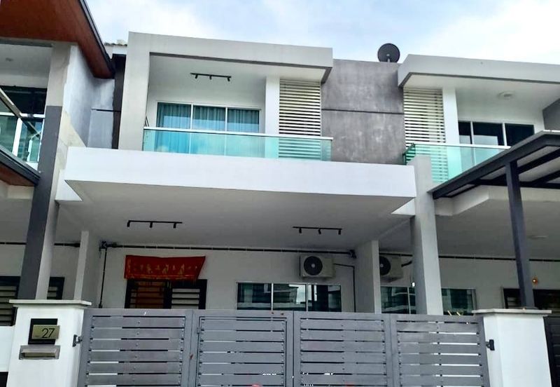 2.5 STOREY TERRACE HOUSE  TASEK AVENUE RESIDENCE , IPOH , PERAK