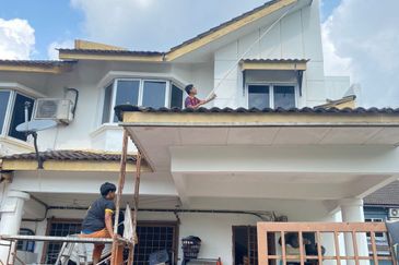 FOR SALE Rare Corner 2-Storey Terrace House with BIG LAND , Sungai Buloh, Selangor