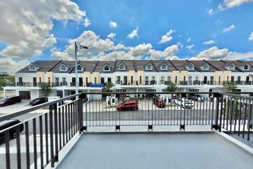 FREEHOLD 2 Storey Monet Springtime, Sunsuria City, Kota Warisan, Sepang FOR SALE 