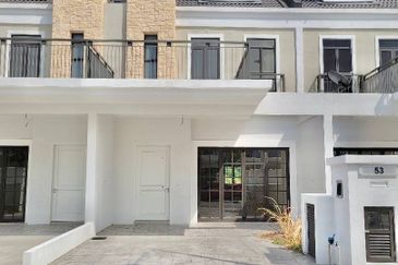 FREEHOLD 2 Storey Monet Springtime, Sunsuria City, Kota Warisan, Sepang FOR SALE 