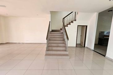 FREEHOLD Jalil Damai Apartment Bukit Jalil Kuala Lumpur FOR SALE