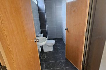 FREEHOLD Jalil Damai Apartment Bukit Jalil Kuala Lumpur FOR SALE