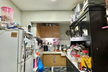 RENOVATED Double Storey Jalan Bunga Tanjung Taman Muda Ampang FOR SALE